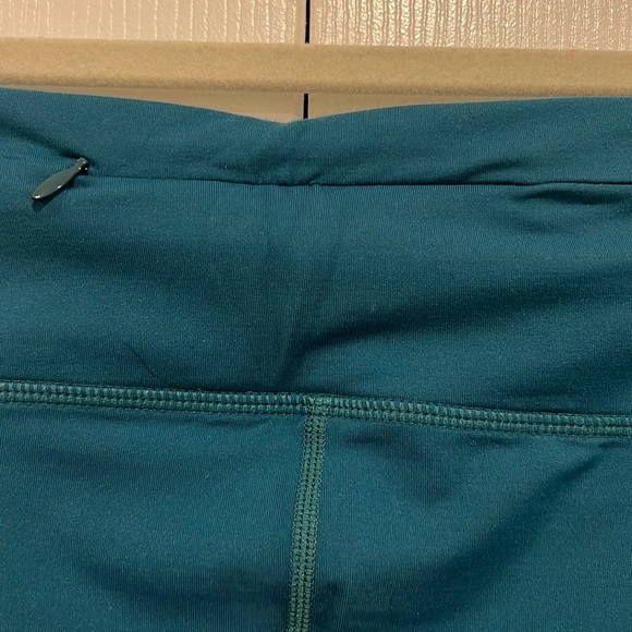 GAP Workout Capris Womens Teal Green Size Large - Picture 3 of 7